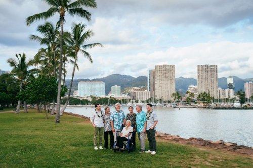 mobile - carousel-hero-element image-0