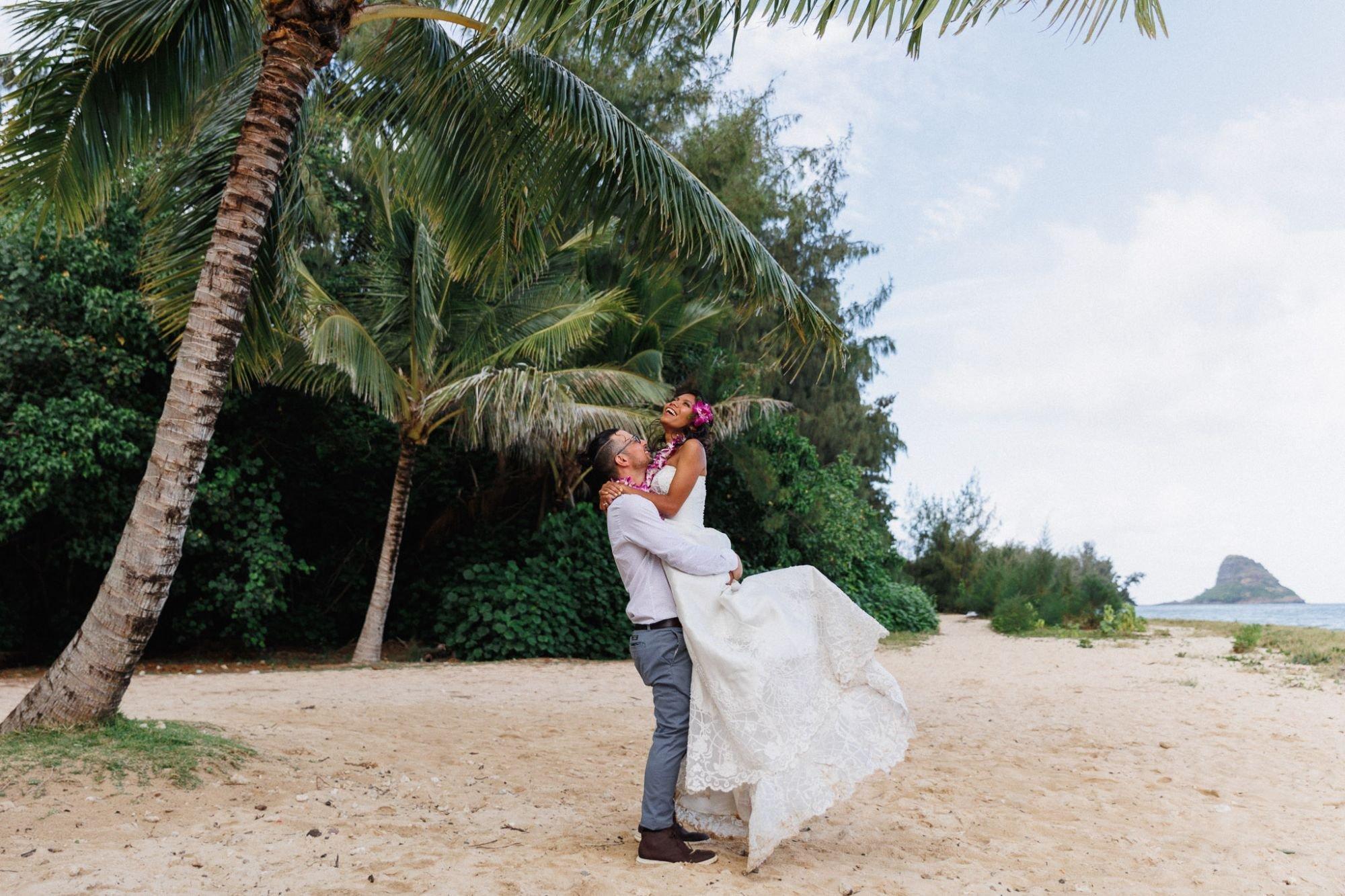 carousel-hero-element image-0